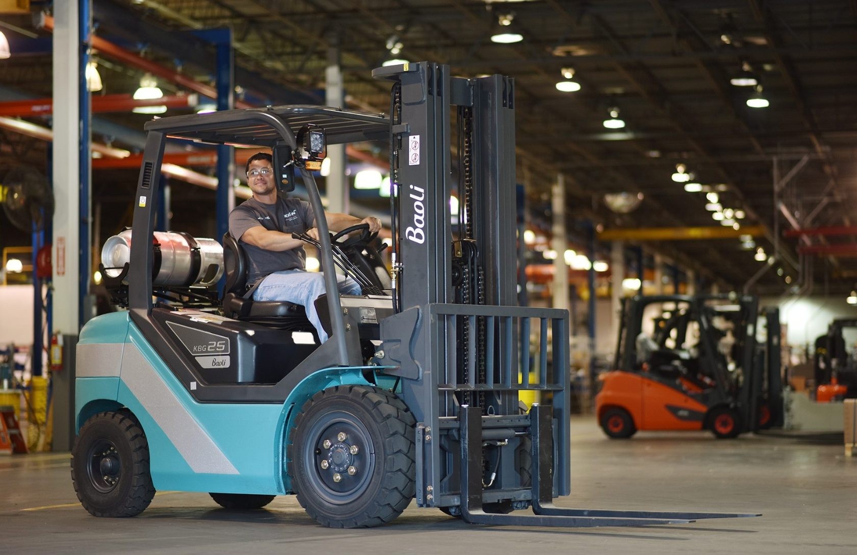 Montacargas Dual Gasolina GLP gas Baoli Peru